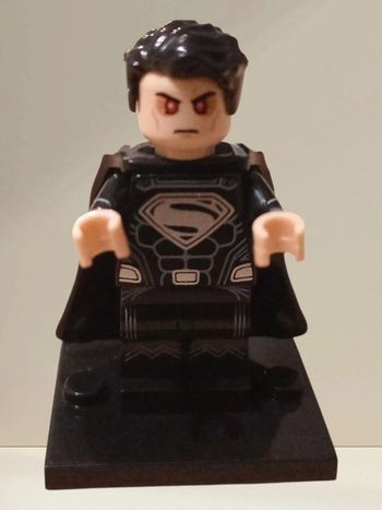 Superman-Compatible Lego