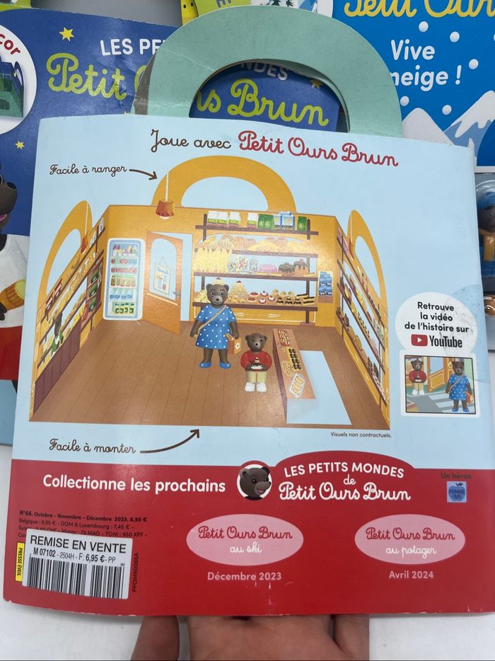 Lot de 3 livres magazines les petits mondes de Petit ours brun avec ces figurines Neuf - photo numéro 4