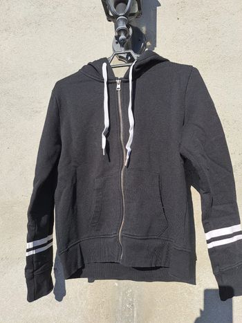 Sweat à capuche noir