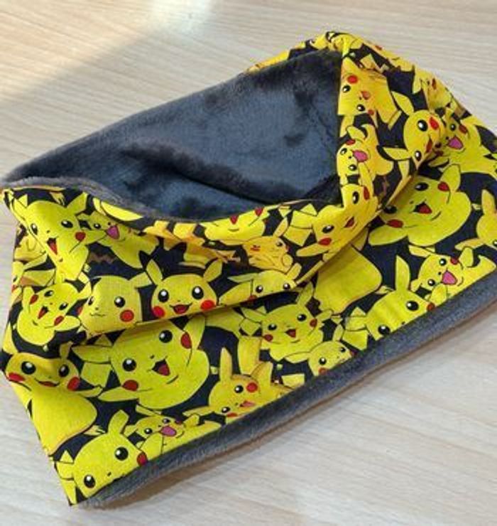 Snood polaire  Pokémon pikachu