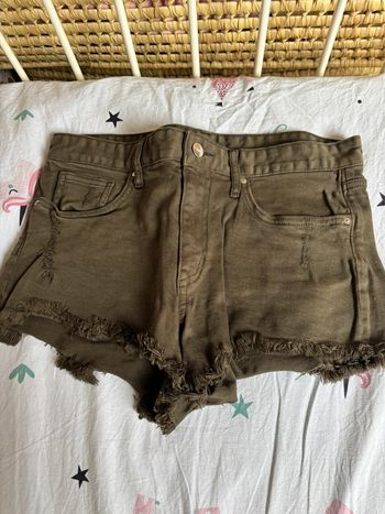 Short kaki h&m taille 36