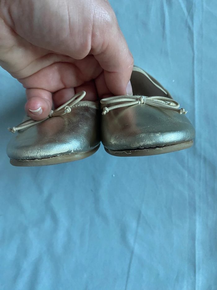 Ballerines dorées h&m pointure 30 - photo numéro 2