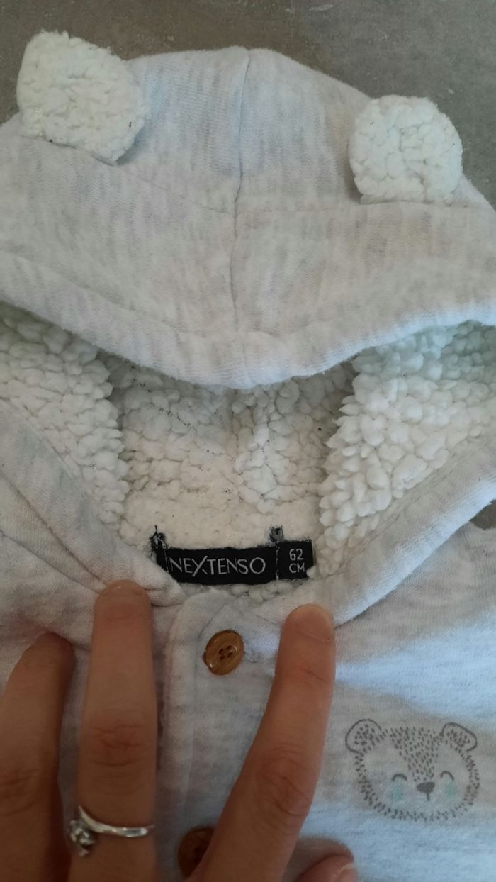 Jolie manteau 3 mois - photo numéro 2