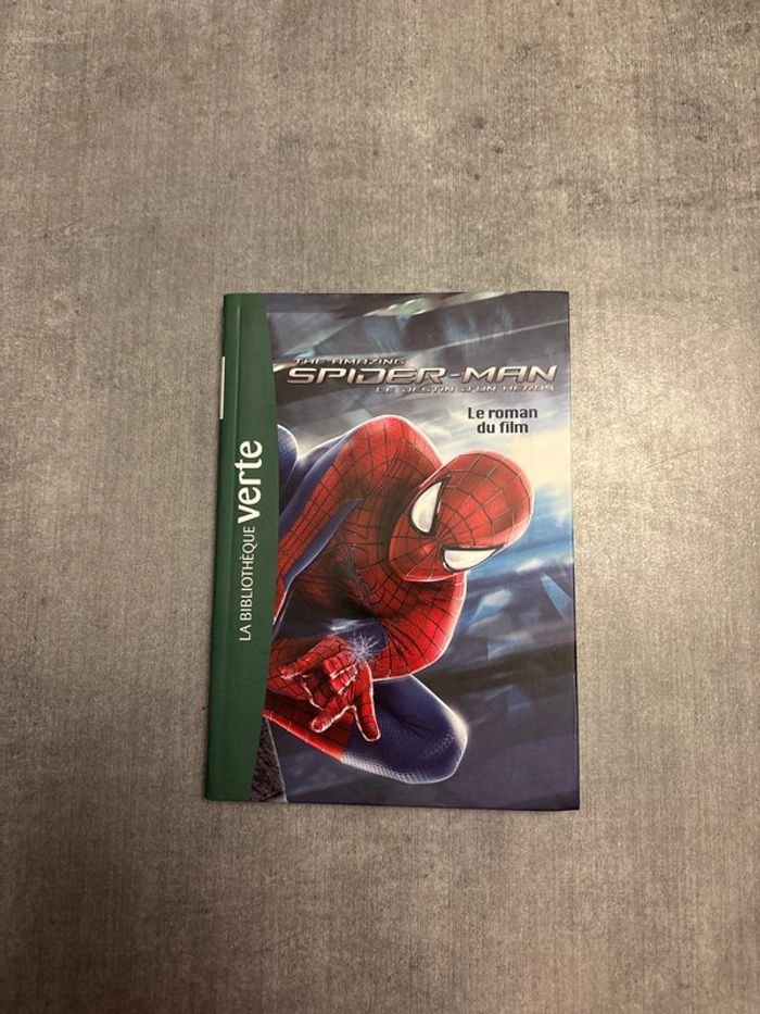 Livre la bibliothèque verte, Spiderman, le roman du film