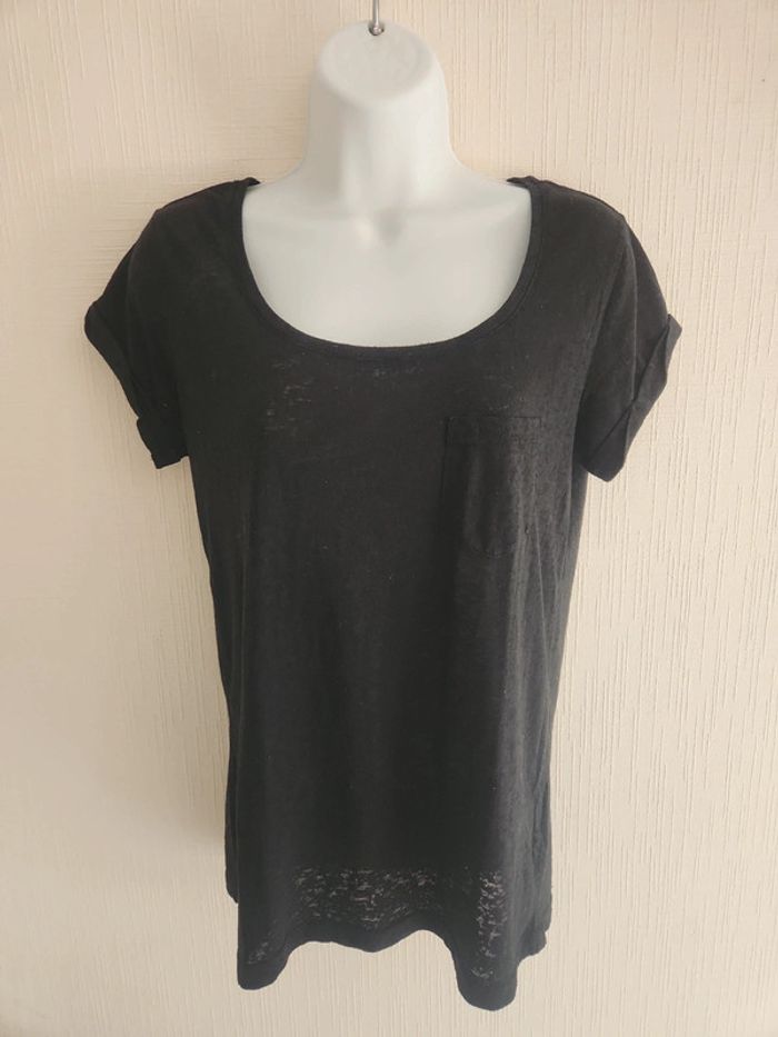 Tee-shirt noir manches courtes avec poche poitrine - photo numéro 2