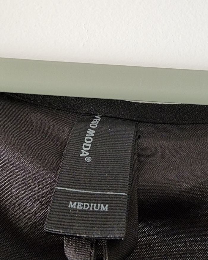 Robe voile noir comme neuve 38 40 - photo numéro 4