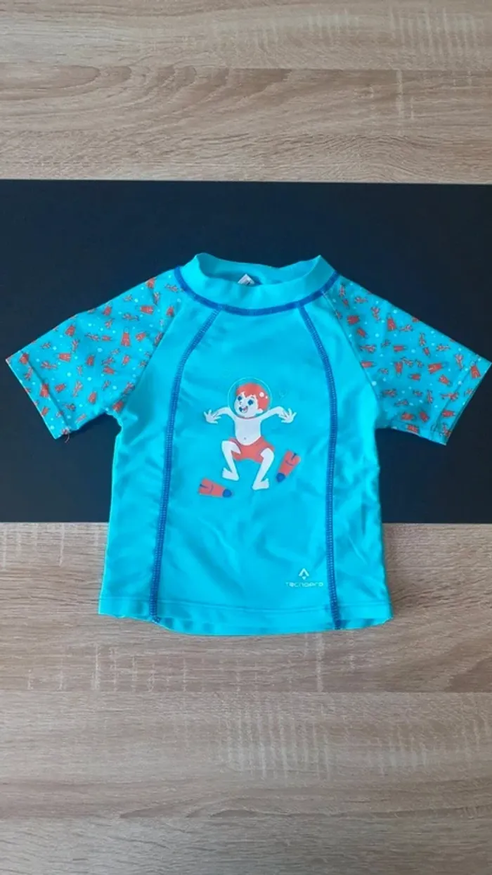 Tee-shirt maillot de bain 6 mois