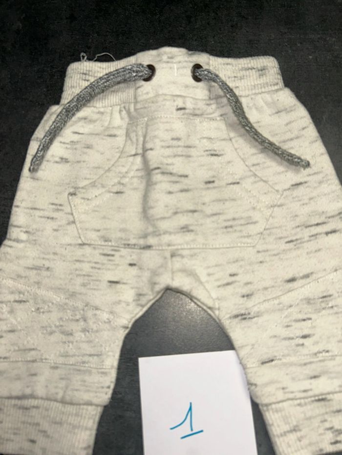 Lot de pantalons - photo numéro 13