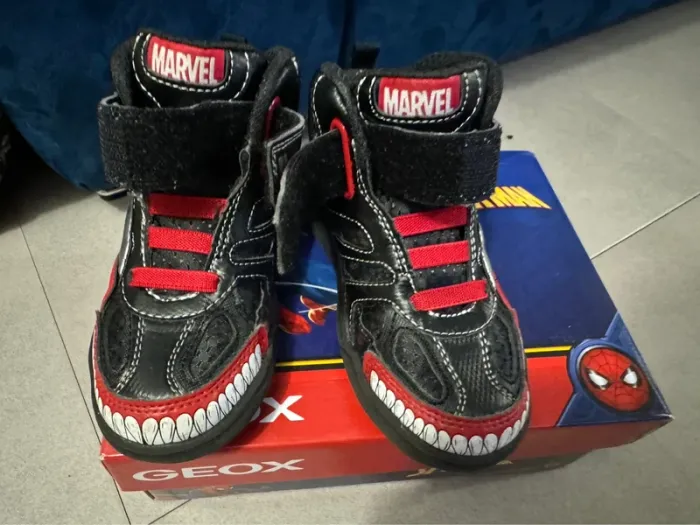 Baskets geox lumière 27 - photo numéro 3