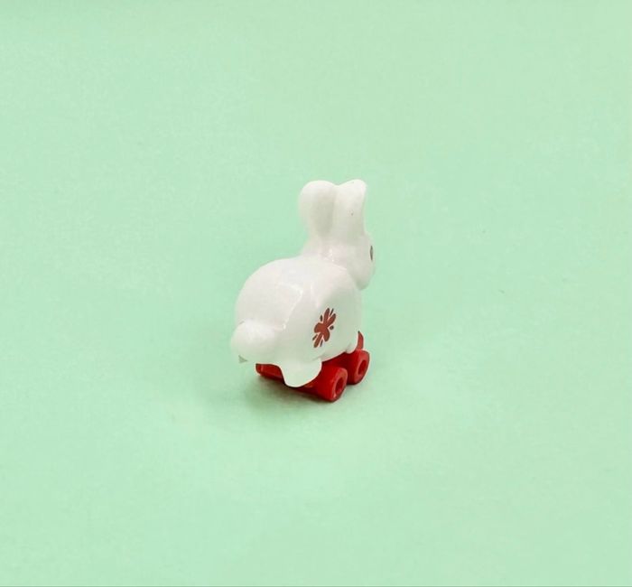 Lego Animaux Nouvel An Chinois : Lapin à la Fleur rouge en roller - NEUF - photo numéro 3