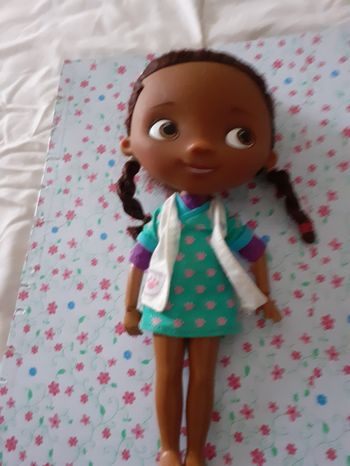 Poupée dr la peluche