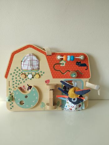 Jeu d'éveil en bois Lilliputiens