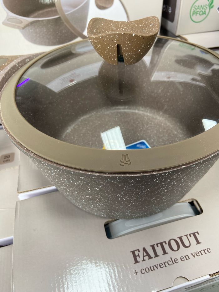 Faitout Napoleon neuf 24cm sans PFOA