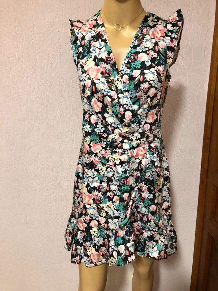 Robe Portefeuille fleurie - n e u v e - photo numéro 3