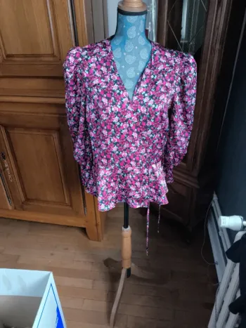 Gilet avec épaule bouffante
