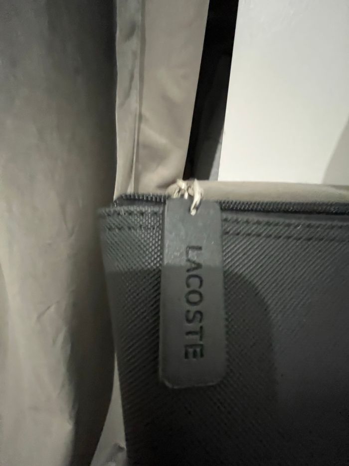 Sac lacoste - photo numéro 3