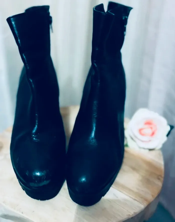 Bottines Primadonna cuir noir – talons 10 cm – T39 🌈 - photo numéro 4