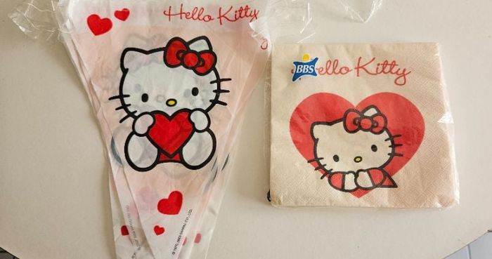 serviettes + banderolle Hello Kitty