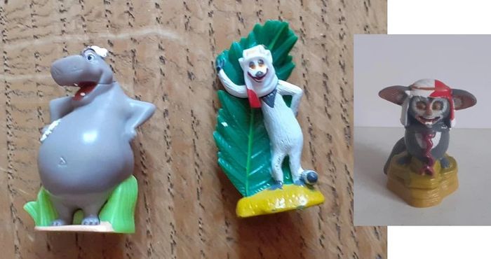 🍫 3 Figurines dreamworks Kinder Madagascar 2 - photo numéro 2