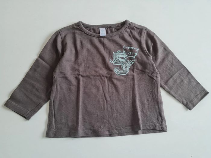 Tee shirt gris