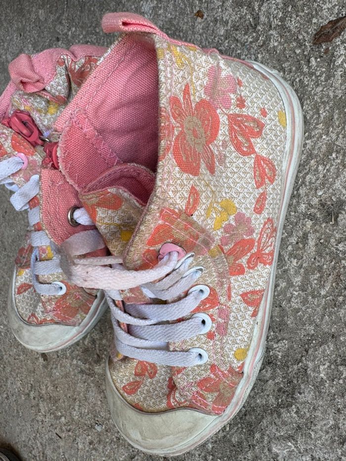 Chaussures fille taille 29 - photo numéro 4