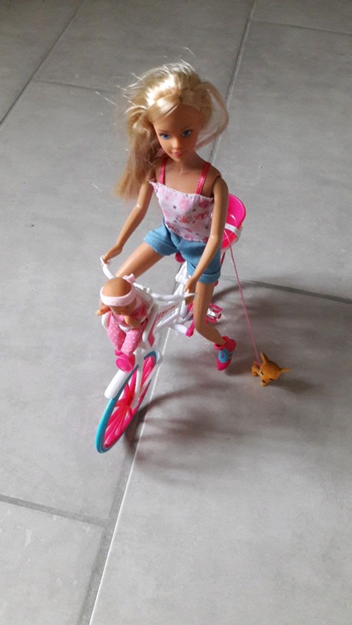 Steffi promenade velo et son chien