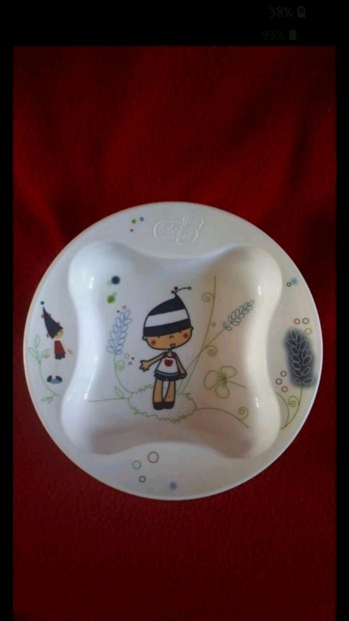 Assiette pour le repas de bébé