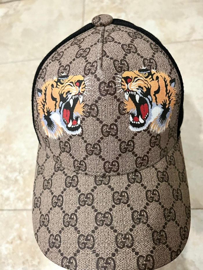 Casqueyte gucci