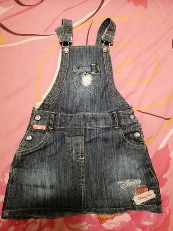 Robe en jeans 6 ans Disney très bon état