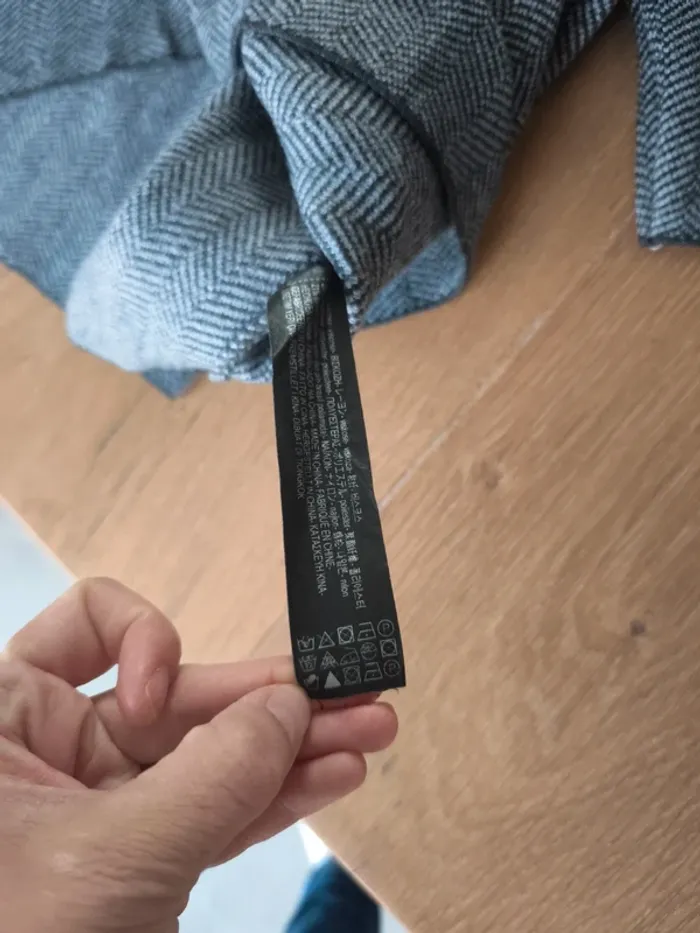 T-shirt Zara matière effet pull - photo numéro 3