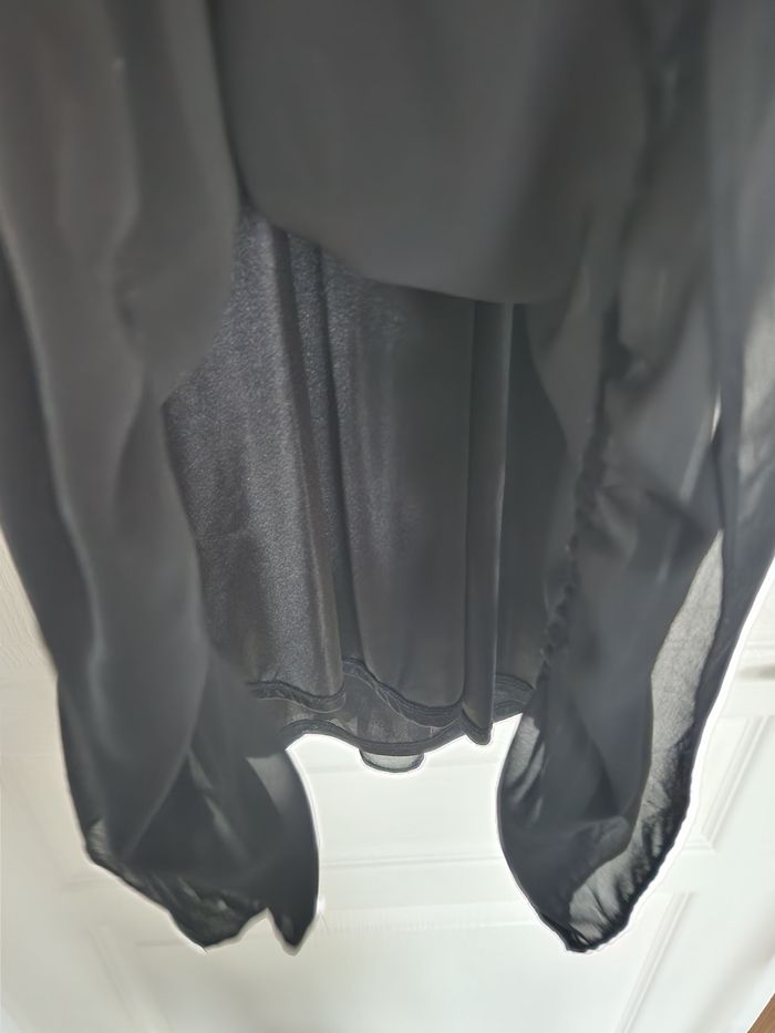 Robe noire courte en voile (doublée) - photo numéro 3