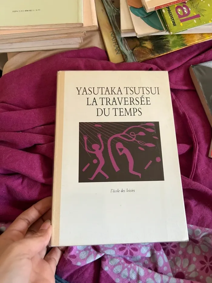 Livre la traversée du temps de yasukata tsutsui