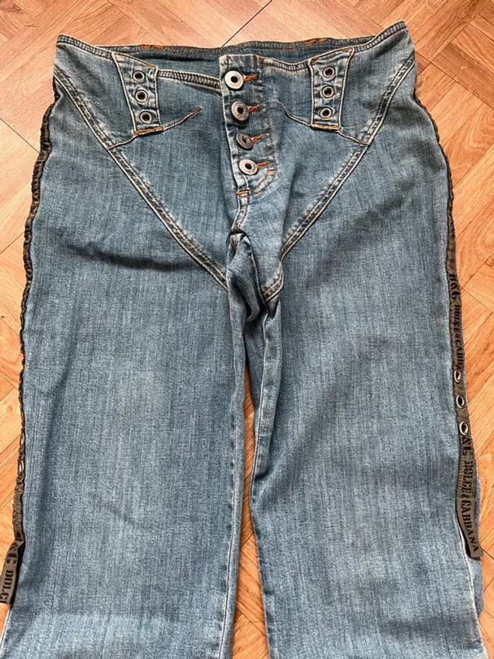 Pantalon jean à jambe large bleu vintage détails motifs côtés Y2K - Dolce & Gabbana - photo numéro 2