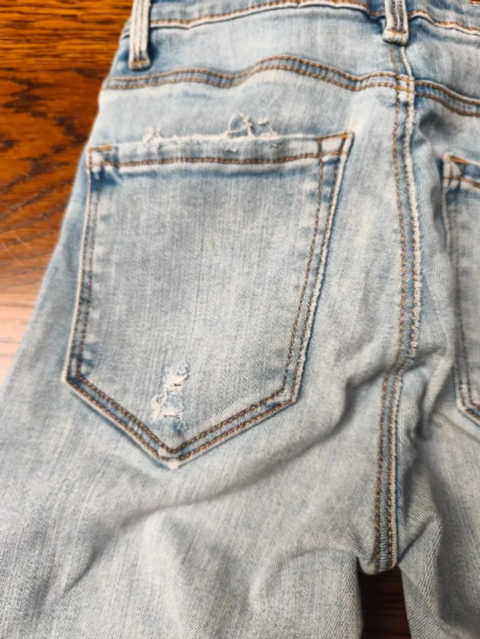Jeans stradivarius - photo numéro 3