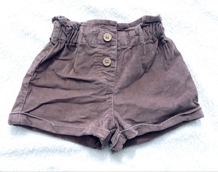 short hiver « tape à l’œil »  6 mois