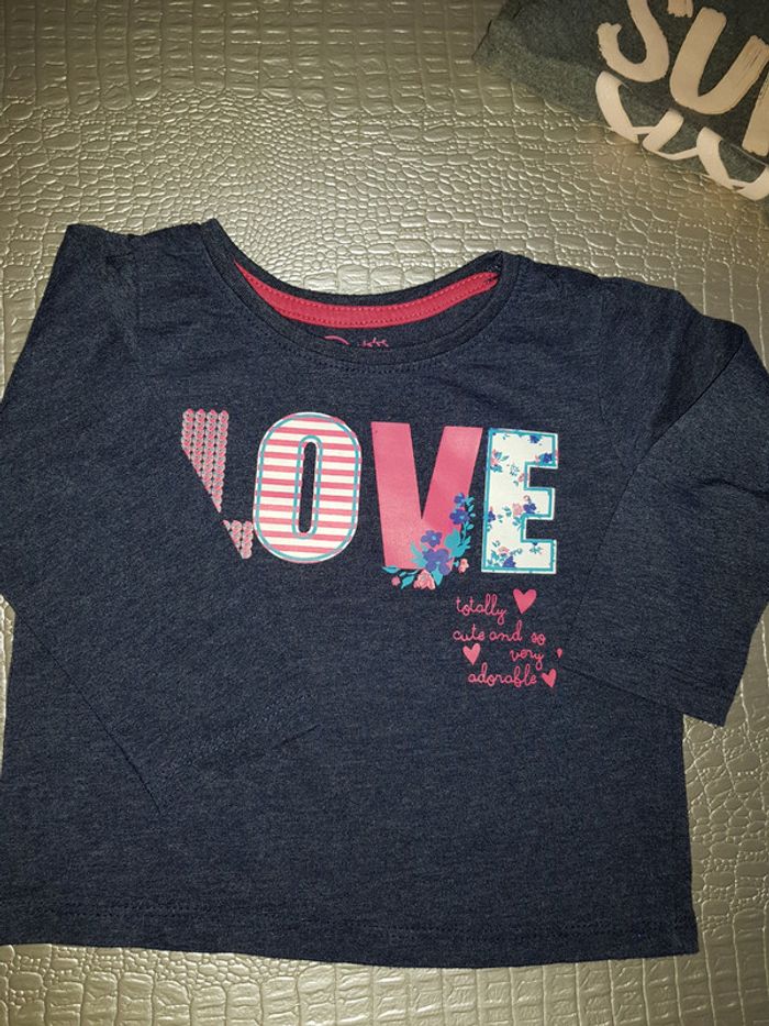 Lot de 2 T-shirts manches longues 9/12 mois - photo numéro 2