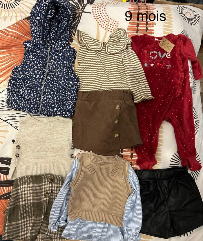 Lot vêtements taille 9 mois