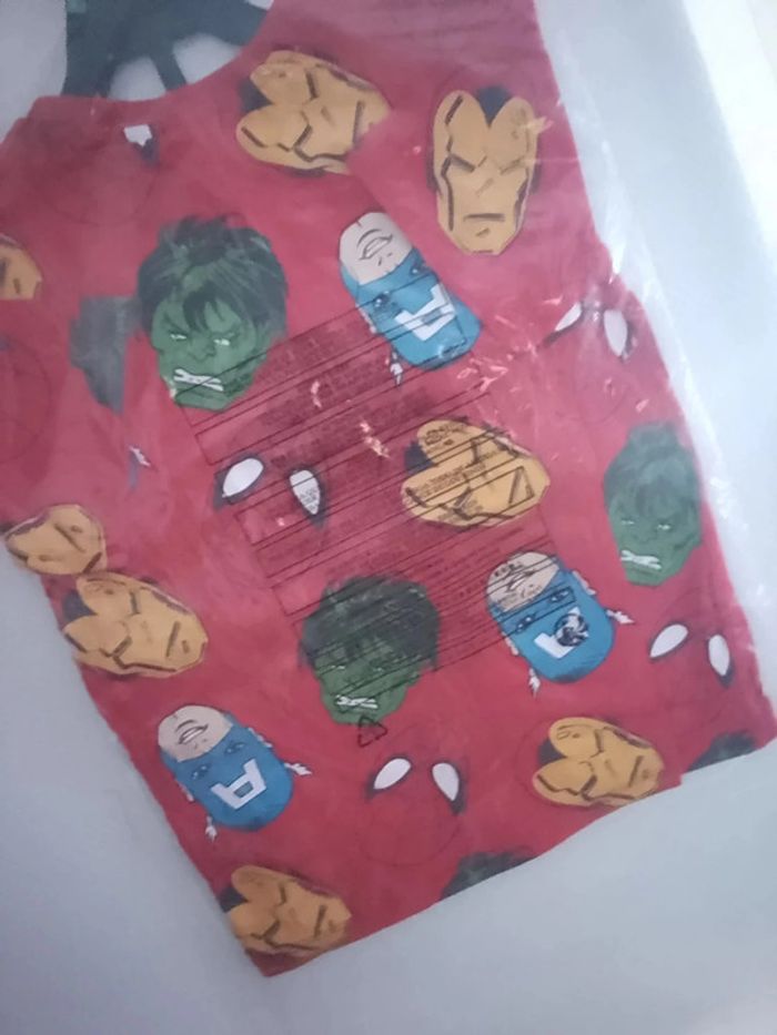 Ensemble t shirt+ short Marvel - photo numéro 3