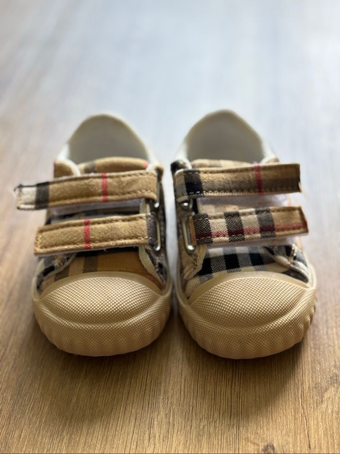 Basket style Burberry