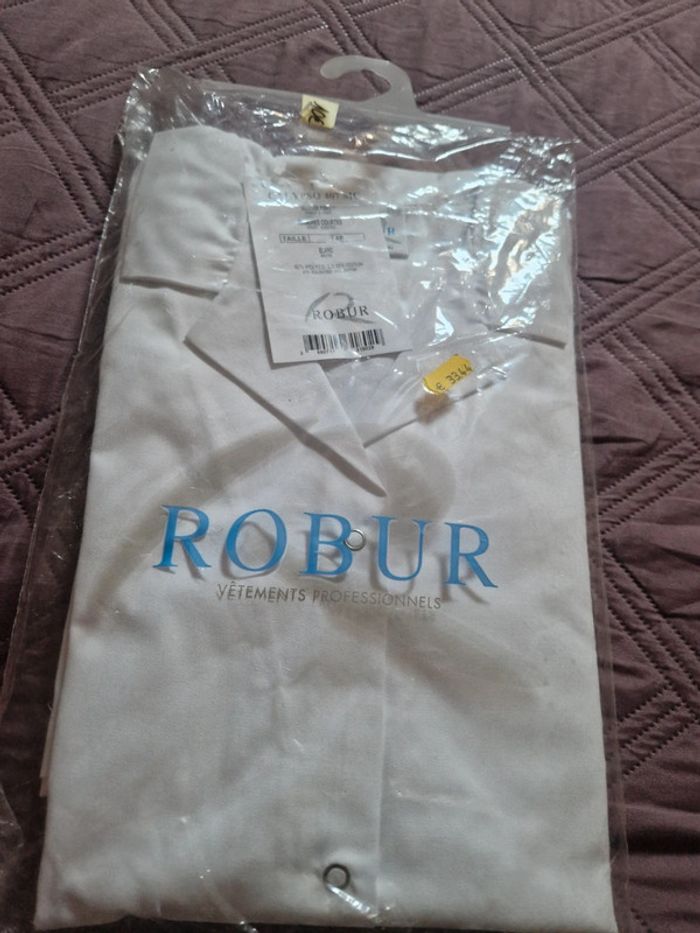 Blouse blanche manches courtes taille48
