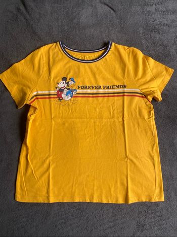 Tee-shirts jaune Disney