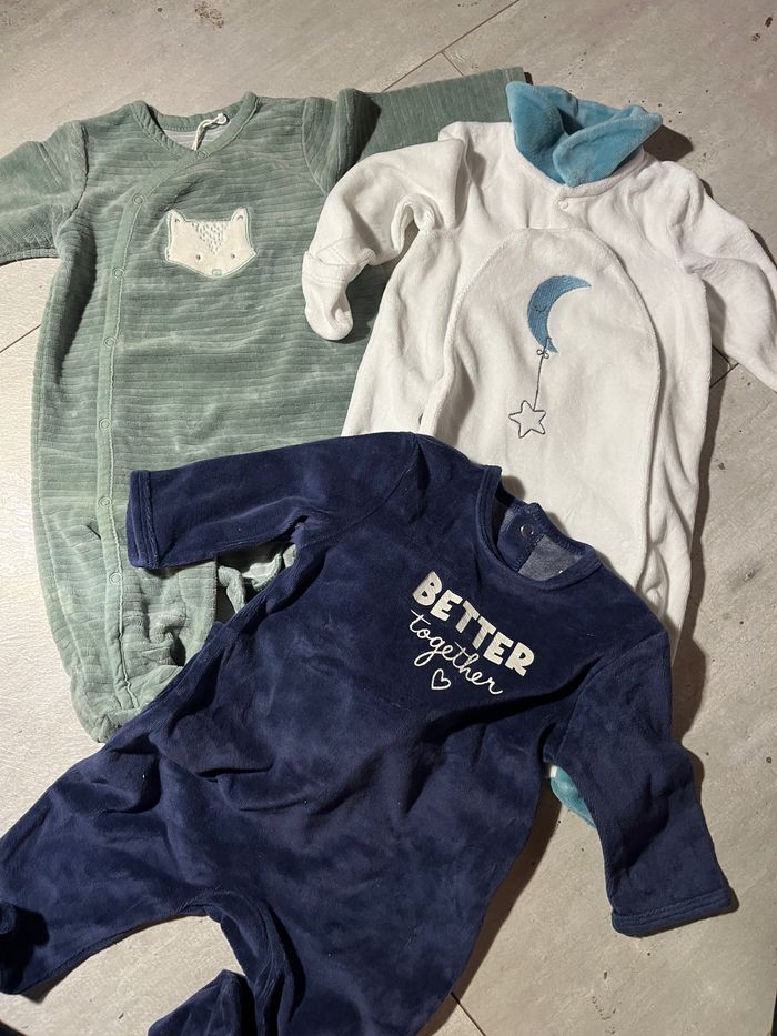 Pyjama 3 moi - photo numéro 3