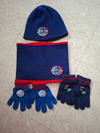 Ensemble bonnet - gants et tour de cou pyjamask 4-5 ans