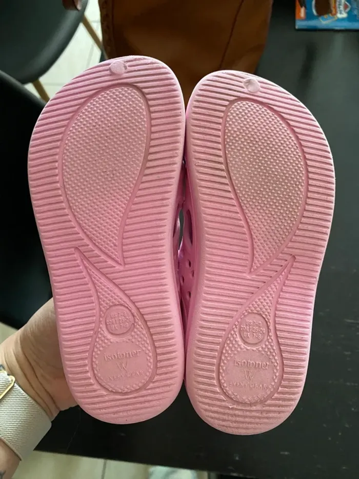 Chaussure isotoner 25-26 - photo numéro 2