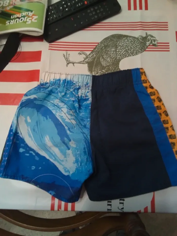 (124)maillot de bain Simpsons 110/116 - photo numéro 2