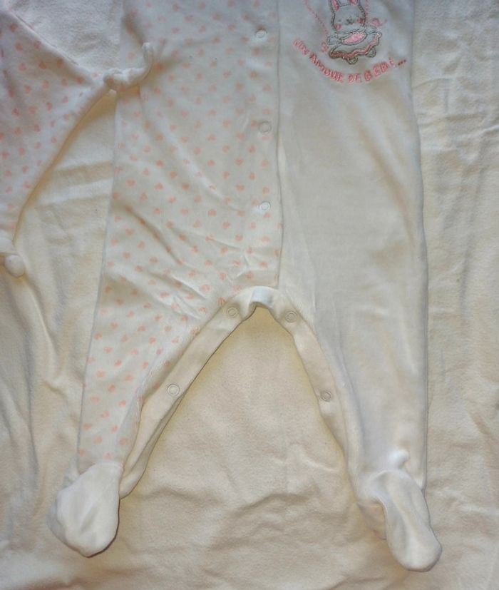 Pyjamas taille 12 mois - photo numéro 4