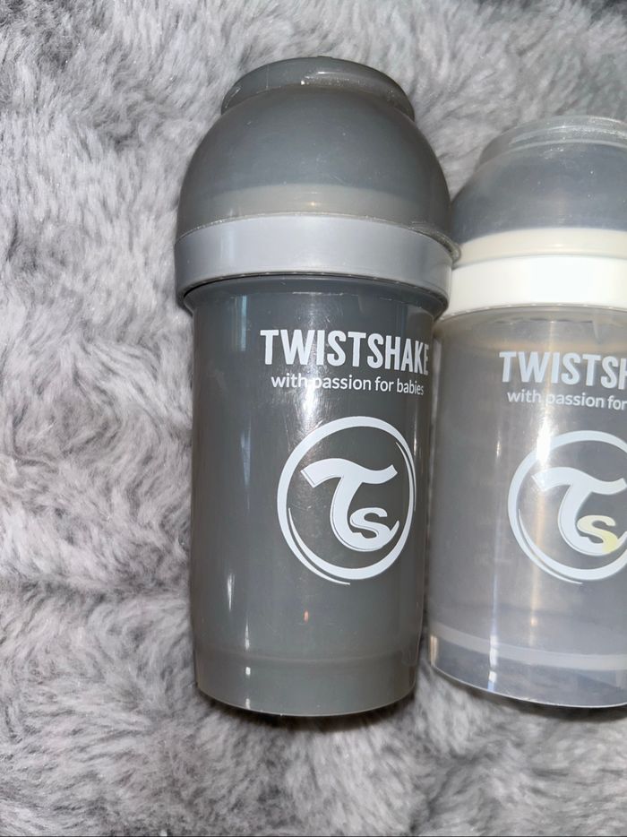 Lot de 3 petits biberons - 180ml - Twistshake - photo numéro 2