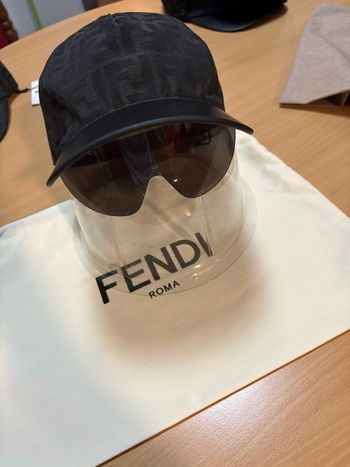 Casquette fendi lunette