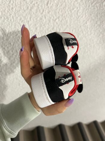 Basket adidas taille 20