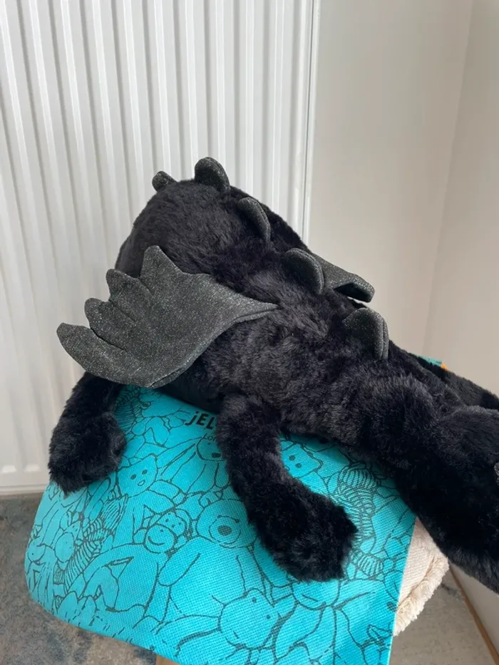 Peluche Jellycat Onyx Dragon HUGE 🐉🖤 - photo numéro 16
